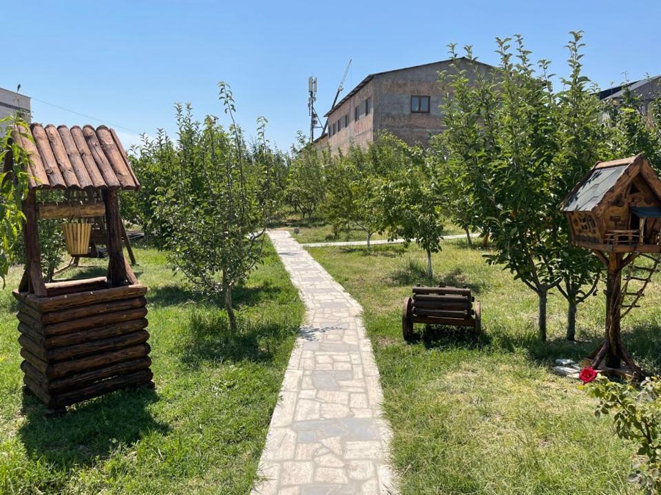 Golden Seconds Hotel يريفان المظهر الخارجي الصورة