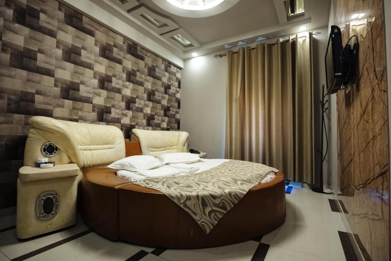 Golden Seconds Hotel يريفان المظهر الخارجي الصورة