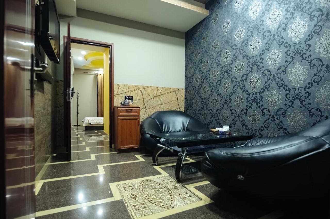 Golden Seconds Hotel يريفان المظهر الخارجي الصورة
