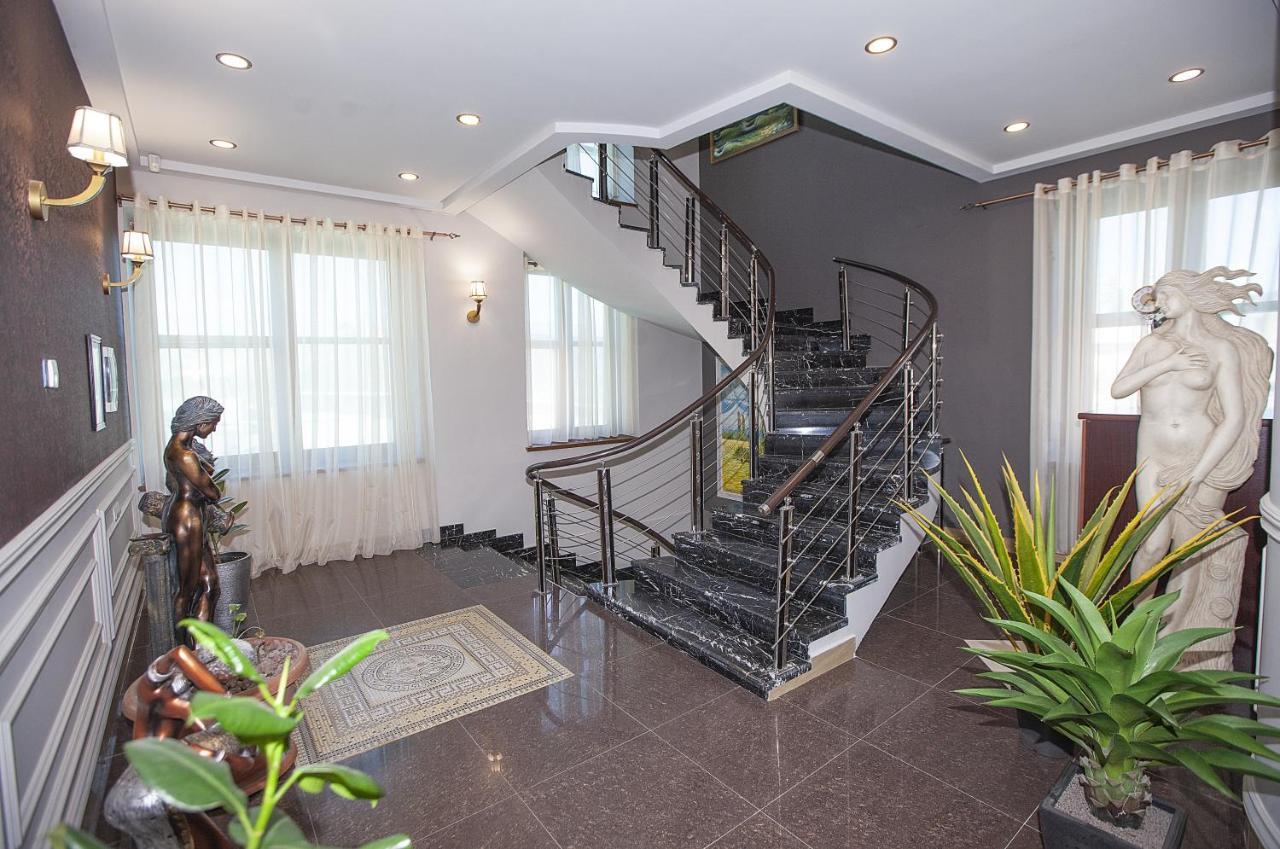 Golden Seconds Hotel يريفان المظهر الخارجي الصورة