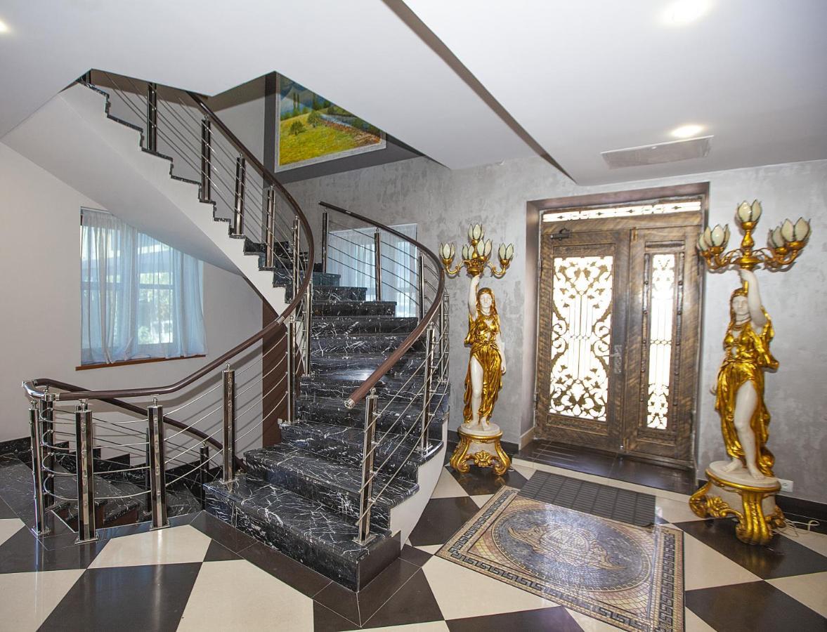 Golden Seconds Hotel يريفان المظهر الخارجي الصورة