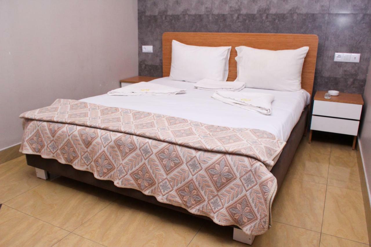 Golden Seconds Hotel يريفان المظهر الخارجي الصورة
